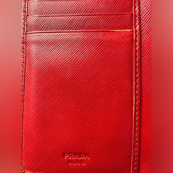 Prada Saffiano Wallet (with COA) - Picture 11 of 15